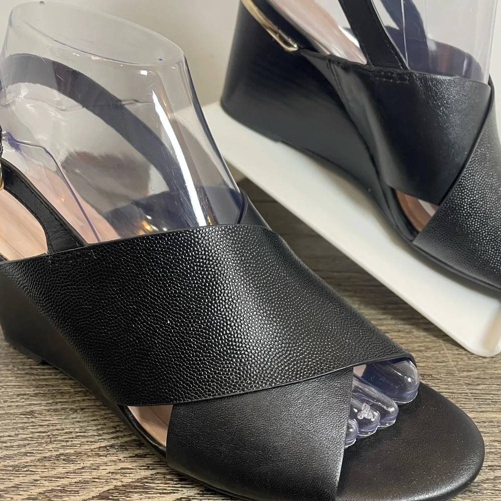 Preston & York Black Wedge Sandals. Leather upper. Size 8M. Like new. Pre-owned